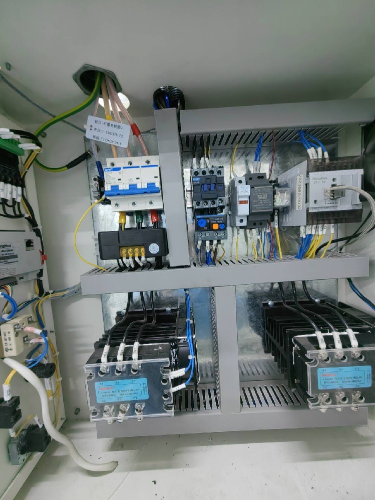 固态继电器与电力调整器区别？