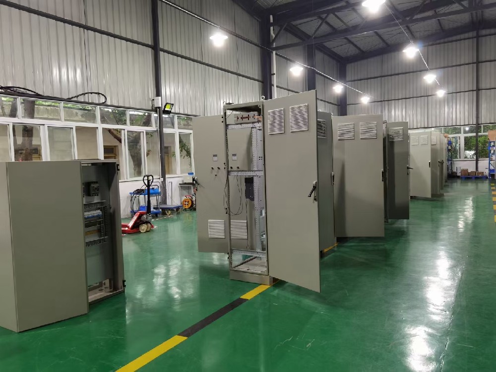 分歧海拔高度对电力调整器的散热和绝缘机能有怎么的影响？