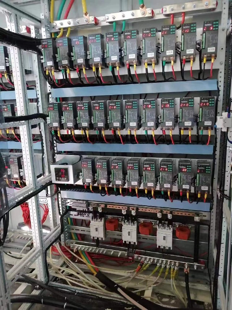 炸裂！不起眼的温控，竟藏着让工业设备产能暴涨 10 倍的奥秘